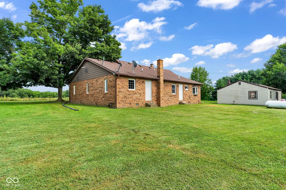 10264 S 1200 E Brazil, IN 47834