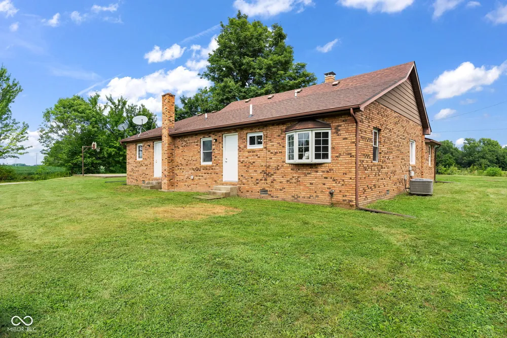 10264 S 1200 E Brazil, IN 47834