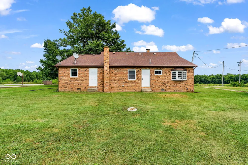 10264 S 1200 E Brazil, IN 47834