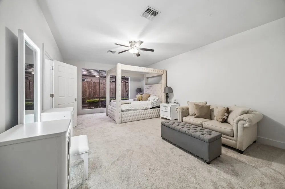 3203 Deep River Court Kingwood, TX 77339
