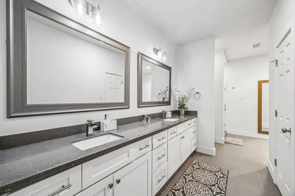3203 Deep River Court Kingwood, TX 77339