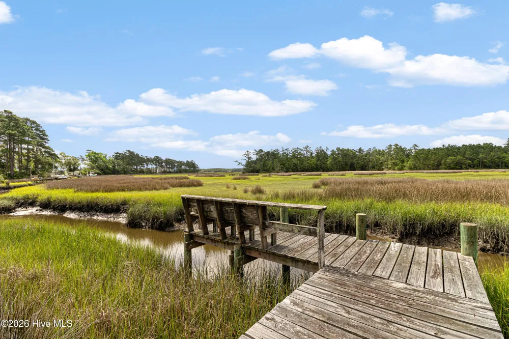 303 Orchard Circle Newport, NC 28570