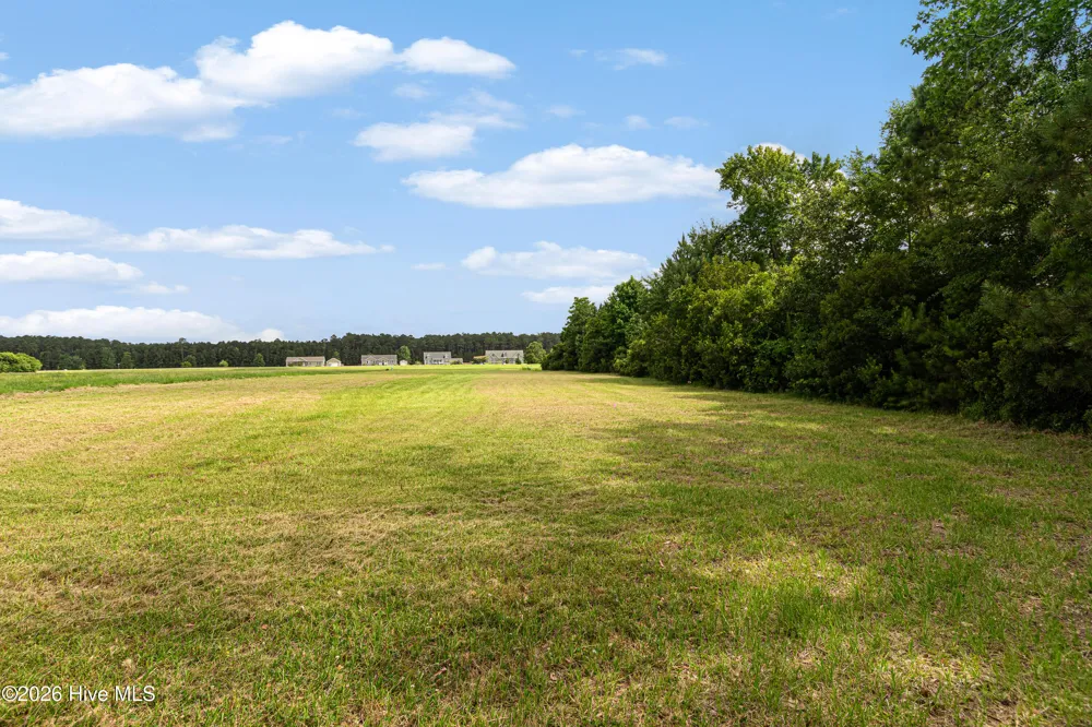 303 Orchard Circle Newport, NC 28570