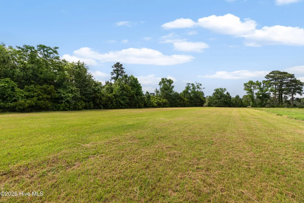 303 Orchard Circle Newport, NC 28570