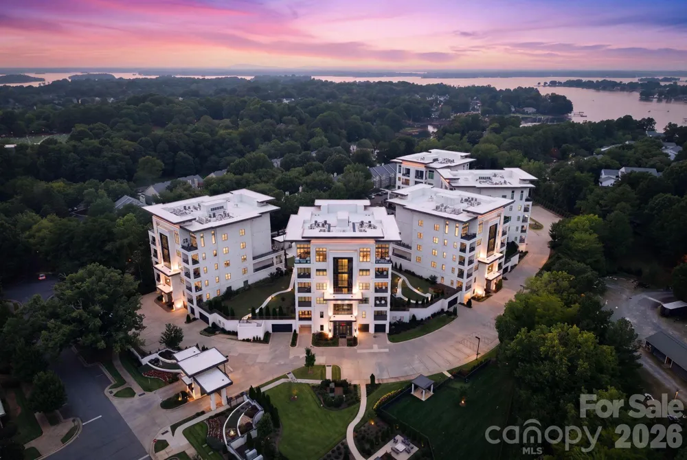 19329 Watermark Drive #221 Cornelius, NC 28031