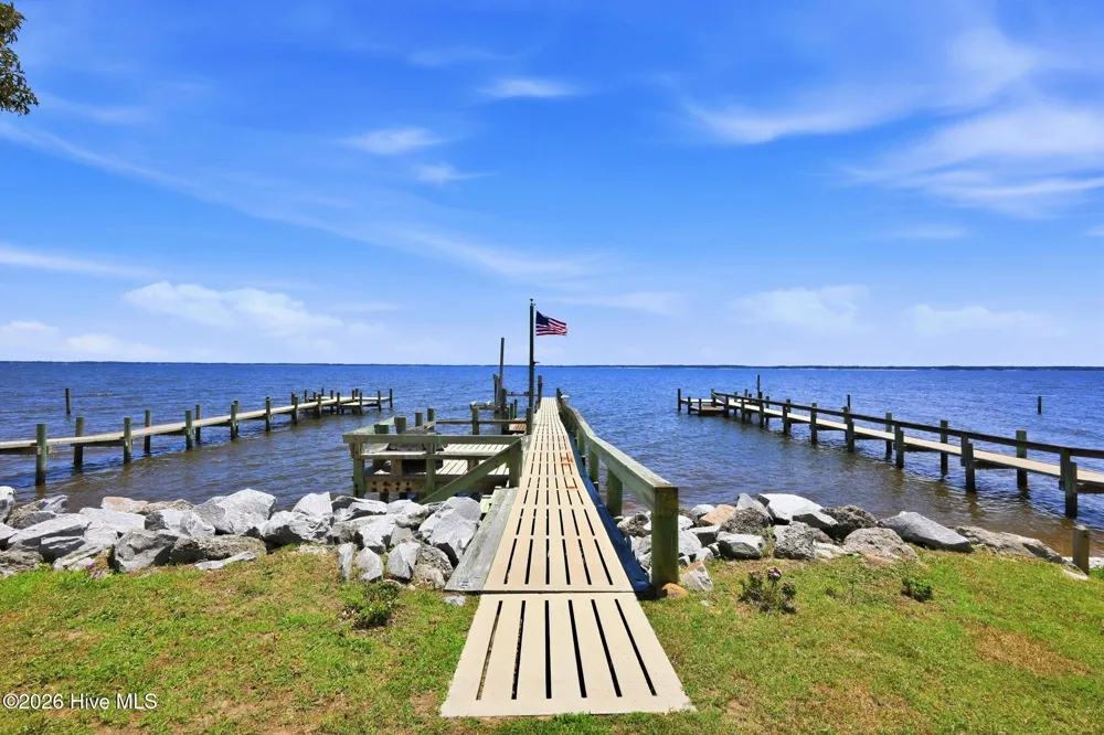 481 River Road Arapahoe, NC 28510