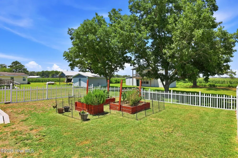 481 River Road Arapahoe, NC 28510