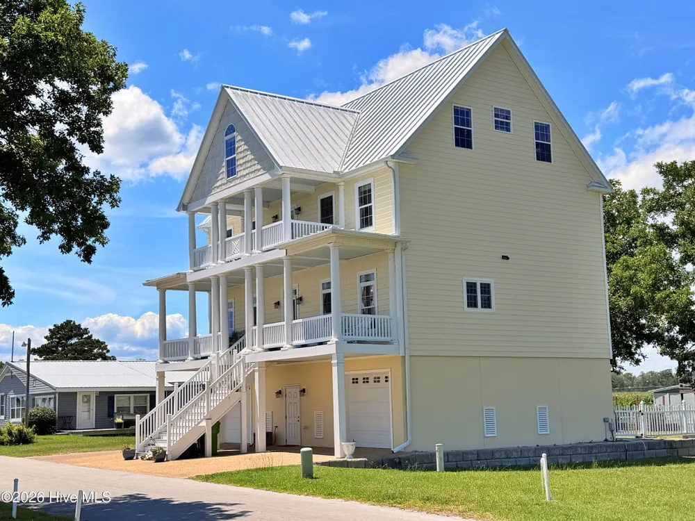 481 River Road Arapahoe, NC 28510