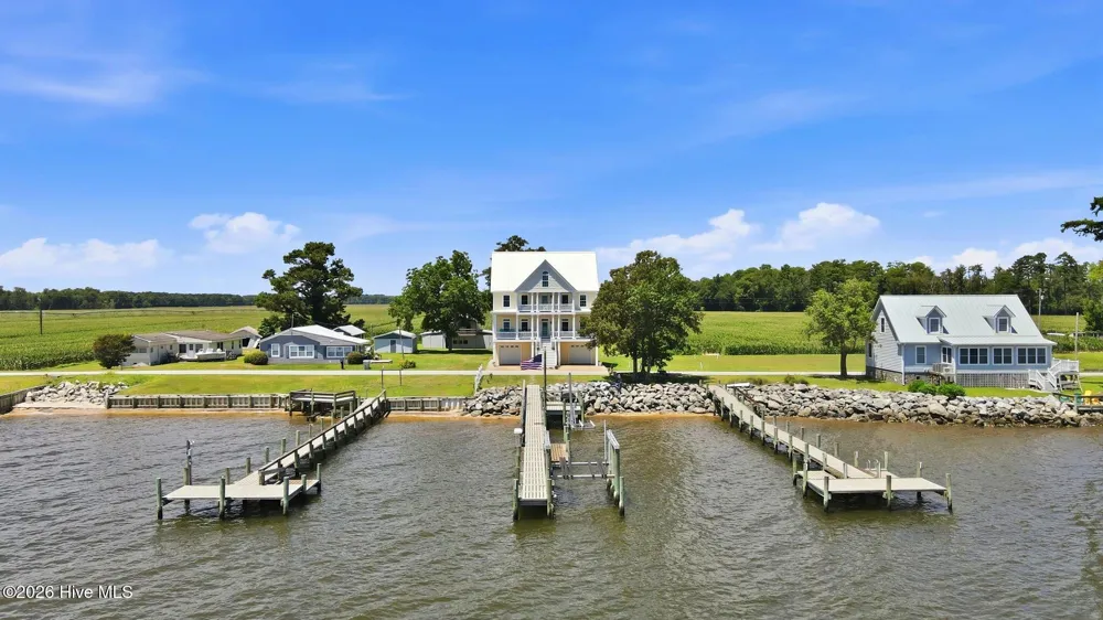 481 River Road Arapahoe, NC 28510