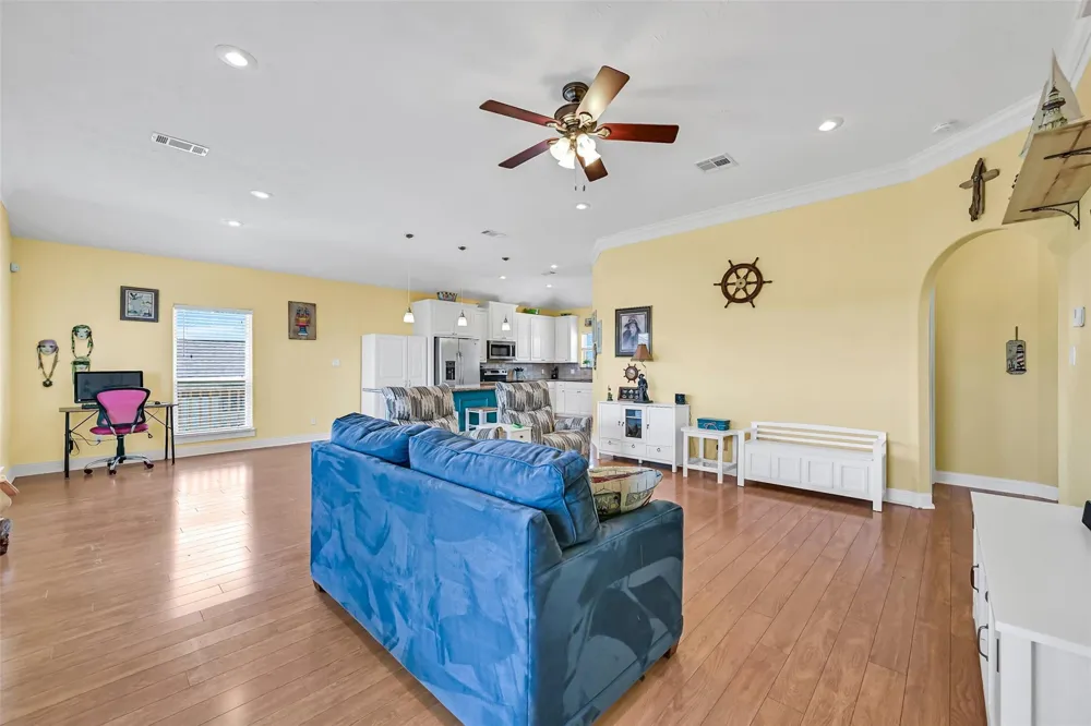 2418 Sand Crab Port Bolivar, TX 77650