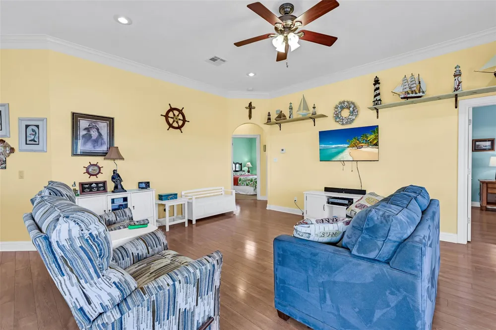 2418 Sand Crab Port Bolivar, TX 77650