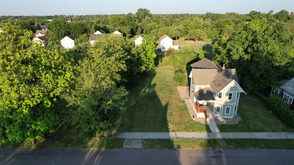 3973 16th Street Detroit, MI 48208