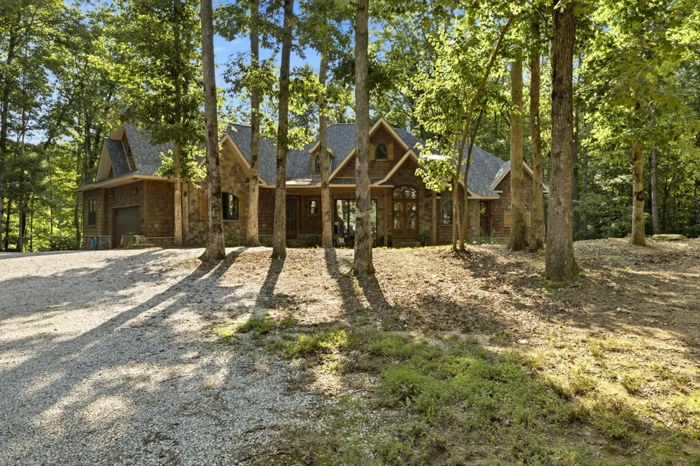 40 Trussell Creek Trl Monteagle, TN 37356