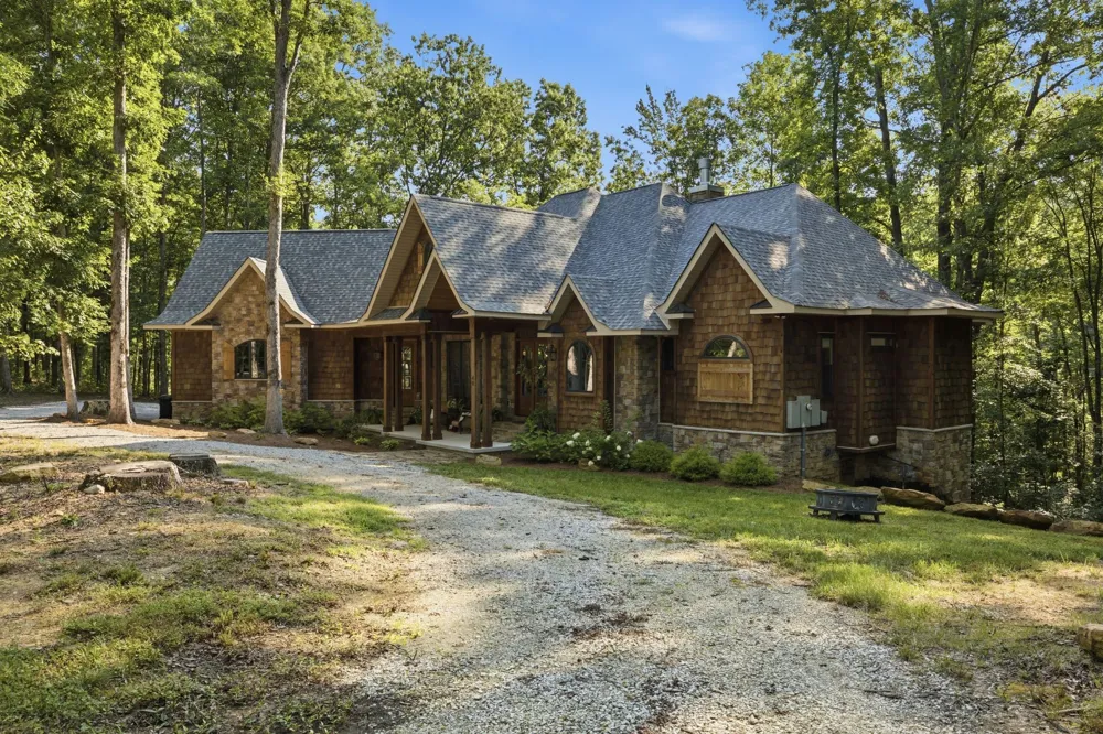 40 Trussell Creek Trl Monteagle, TN 37356