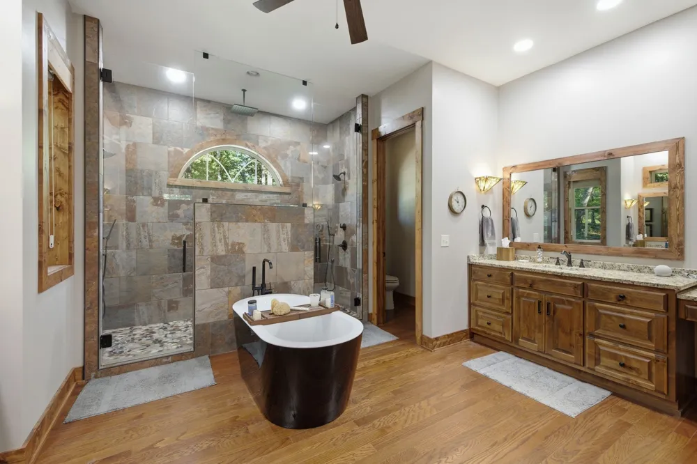 40 Trussell Creek Trl Monteagle, TN 37356