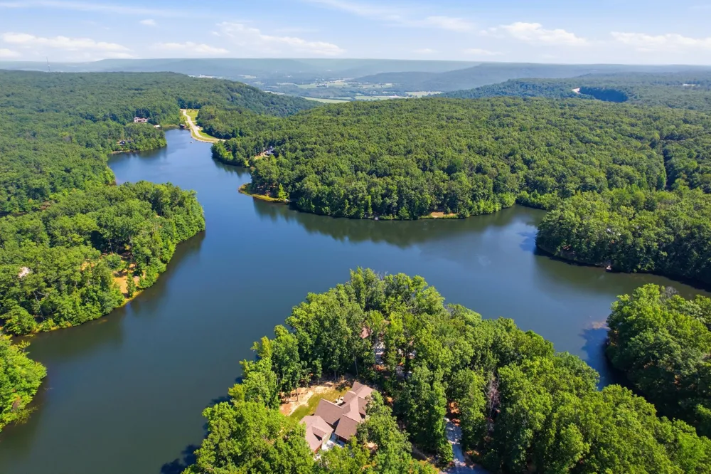 40 Trussell Creek Trl Monteagle, TN 37356