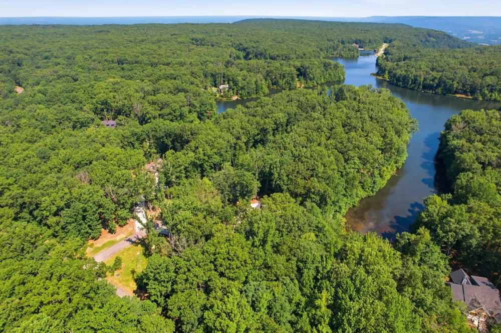 40 Trussell Creek Trl Monteagle, TN 37356