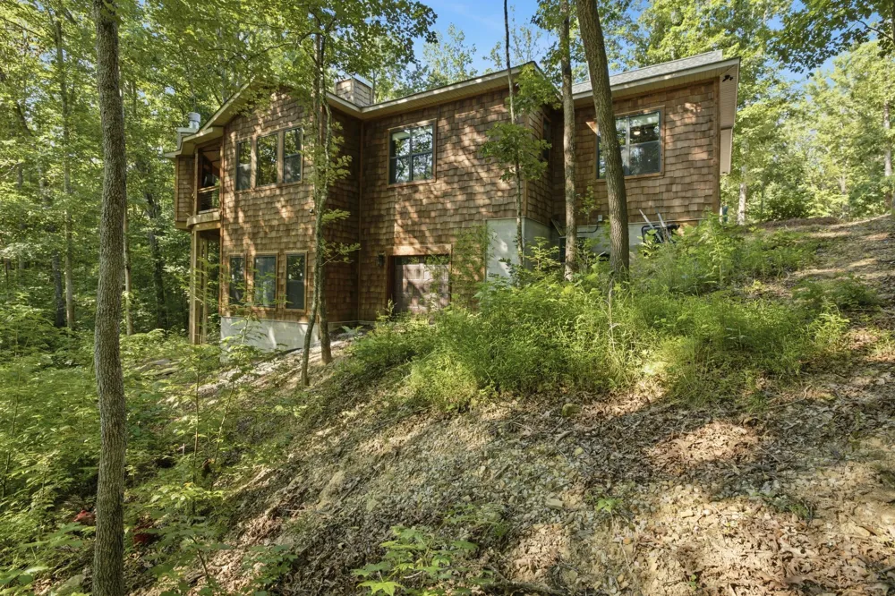 40 Trussell Creek Trl Monteagle, TN 37356