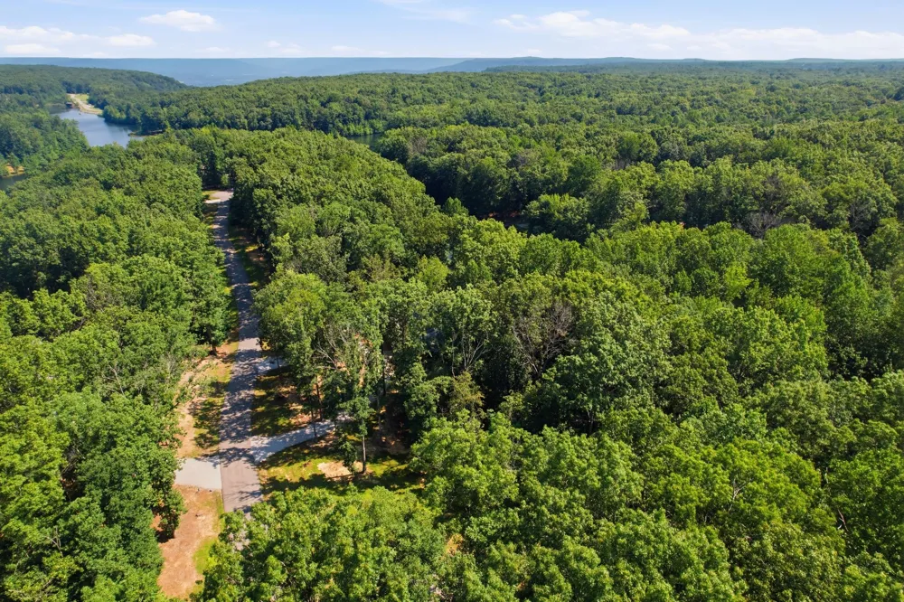 40 Trussell Creek Trl Monteagle, TN 37356