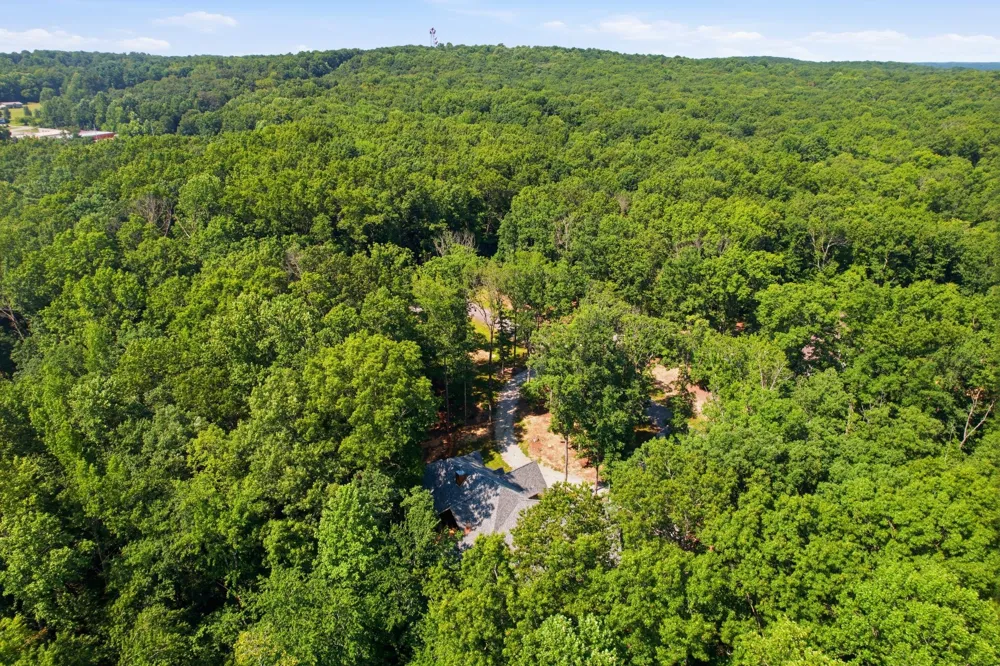 40 Trussell Creek Trl Monteagle, TN 37356