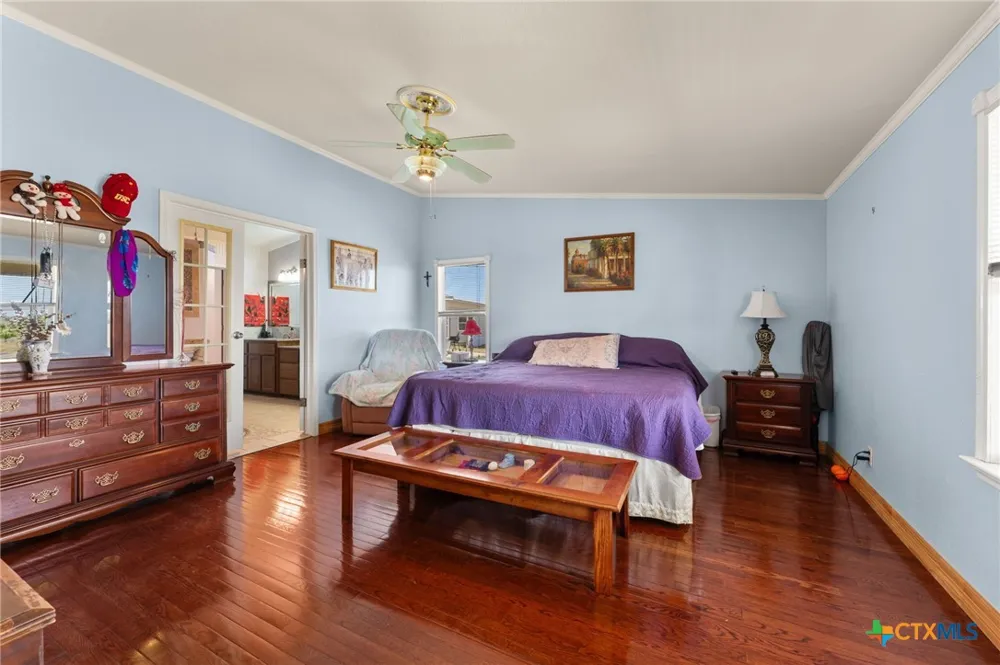 2124 Hackberry Road Holland, TX 76534