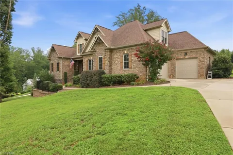 506 Margaret Hiatt Court