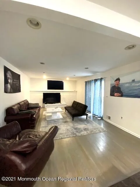 16 Bridle Drive West Long Branch, NJ 07764