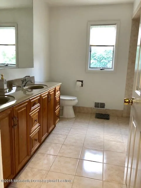 16 Bridle Drive West Long Branch, NJ 07764