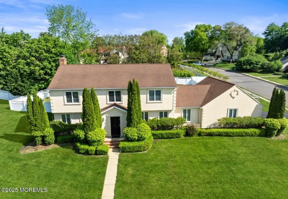 16 Bridle Drive West Long Branch, NJ 07764