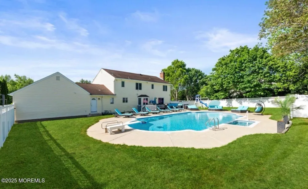 16 Bridle Drive West Long Branch, NJ 07764
