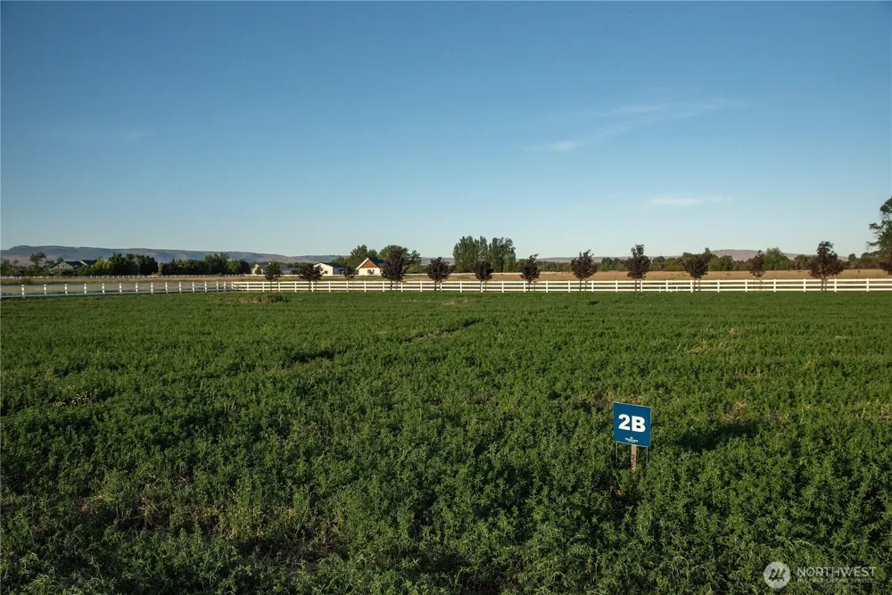 2 B Look Road Ellensburg, WA 98926