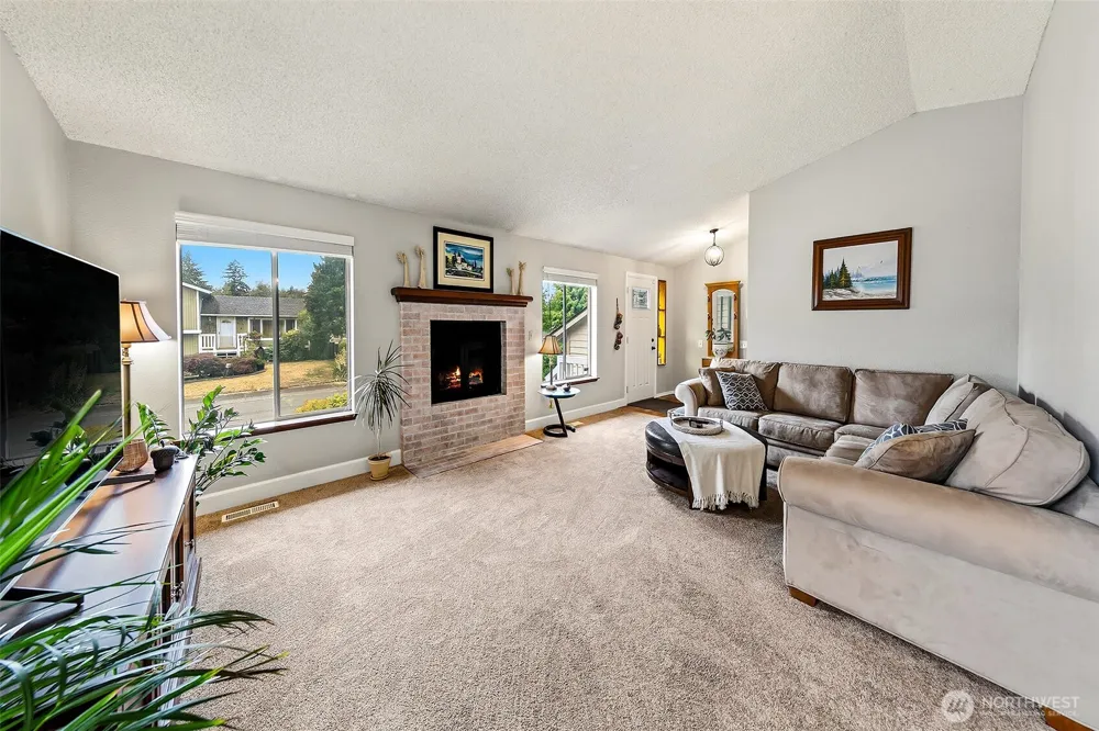 25846 185th Place SE Covington, WA 98042