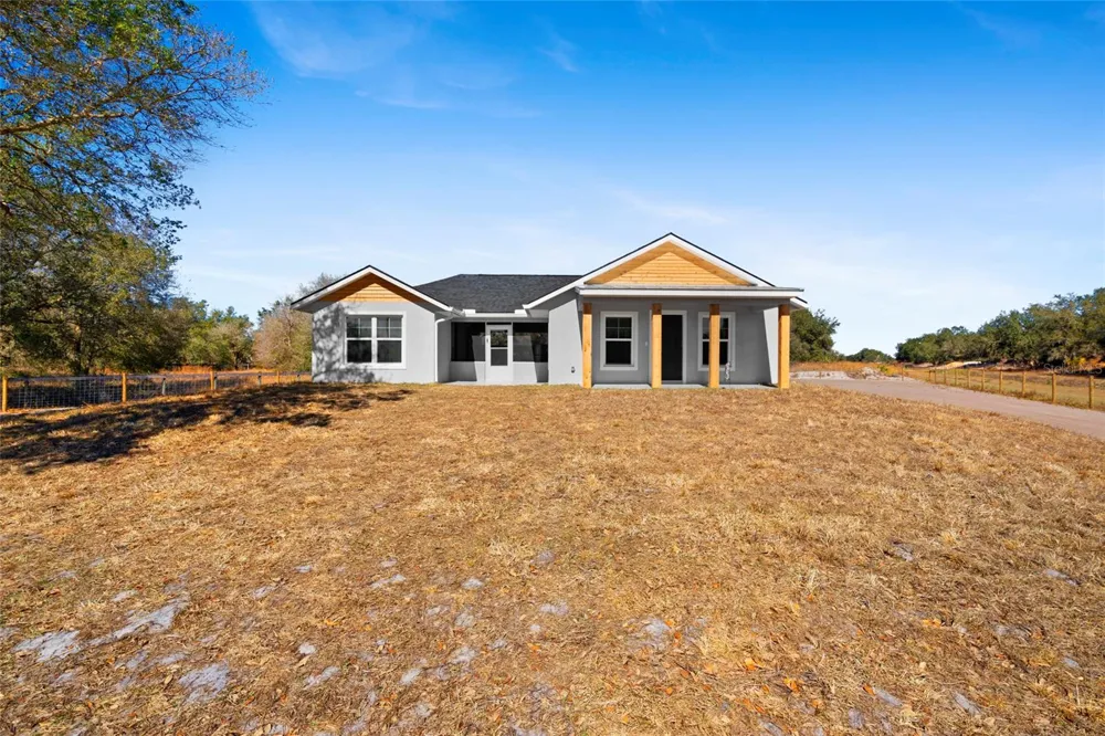 20806 NW 274TH STREET Okeechobee, FL 34972