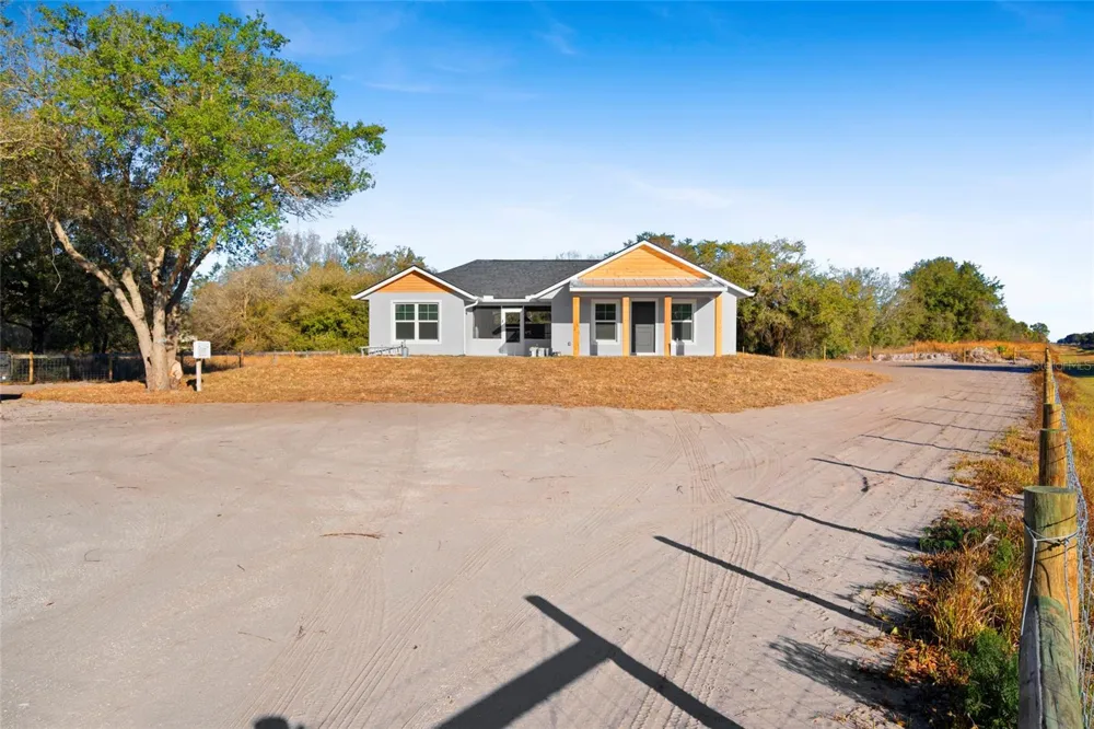 20806 NW 274TH STREET Okeechobee, FL 34972