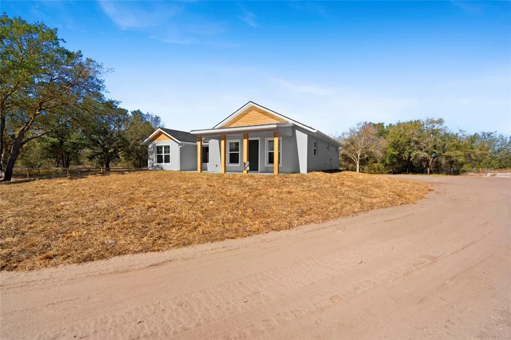20806 NW 274TH STREET Okeechobee, FL 34972