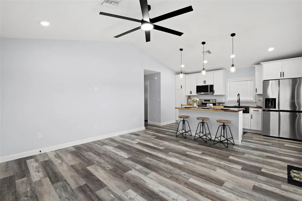 20806 NW 274TH STREET Okeechobee, FL 34972