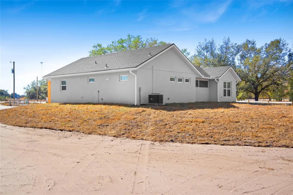 20806 NW 274TH STREET Okeechobee, FL 34972