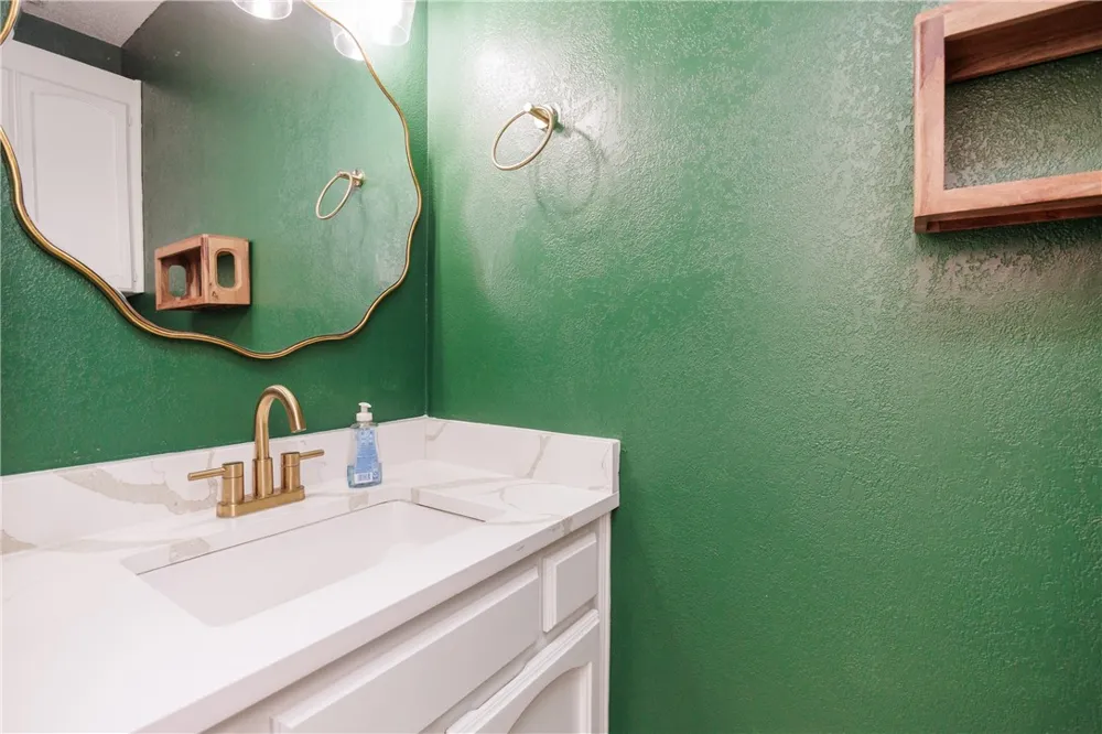 3052 Quail Springs #A-2 Corpus Christi, TX 78414