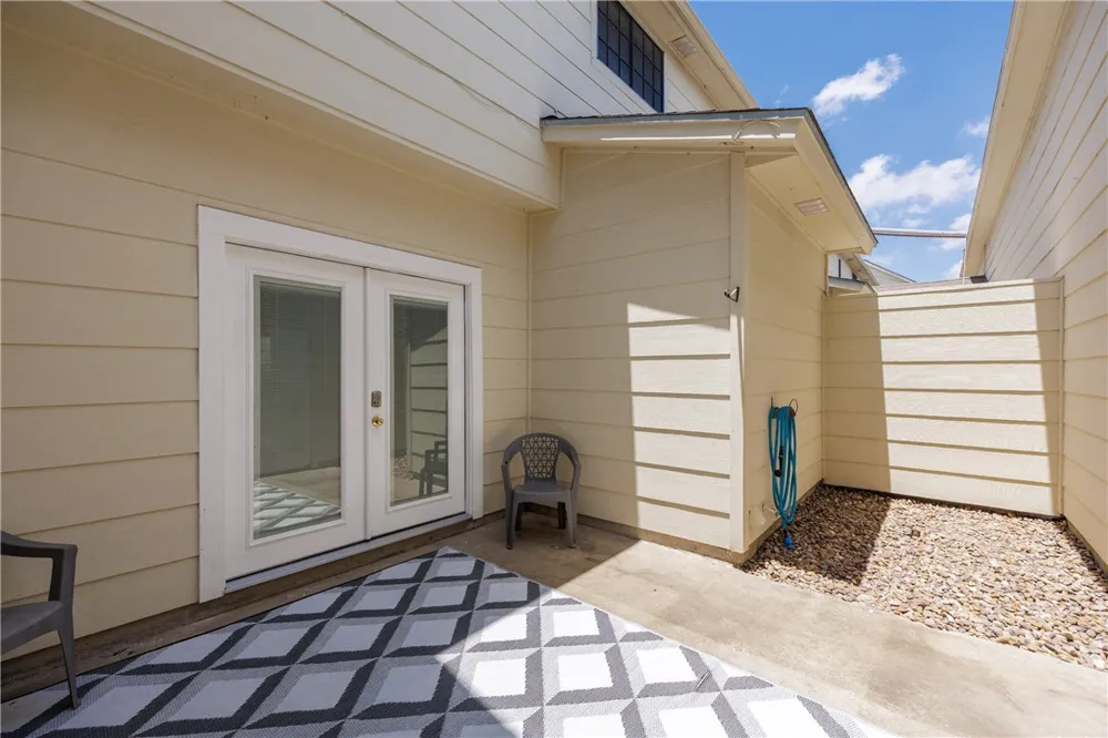 3052 Quail Springs #A-2 Corpus Christi, TX 78414