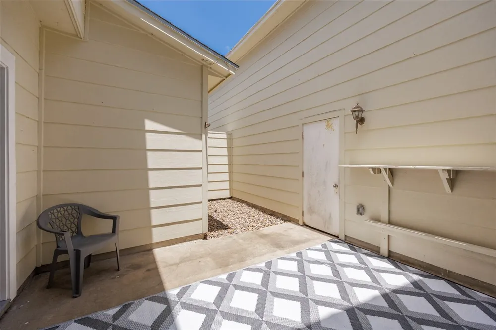 3052 Quail Springs #A-2 Corpus Christi, TX 78414