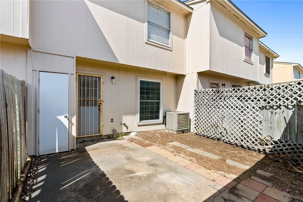 6702 Everhart Road #S 105 Corpus Christi, TX 78413