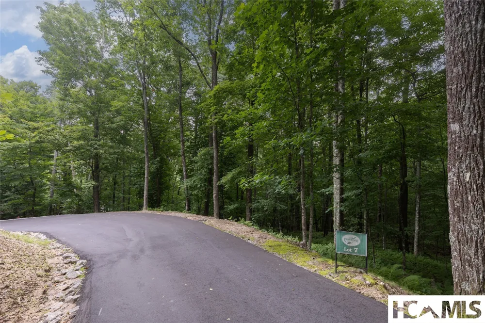 Lot 7 Sori Lane Sapphire, NC 28774