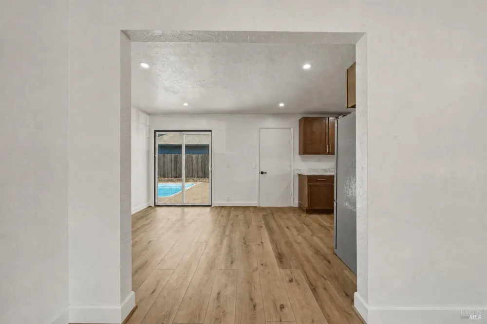 498 Mill Street Willits, CA 95490