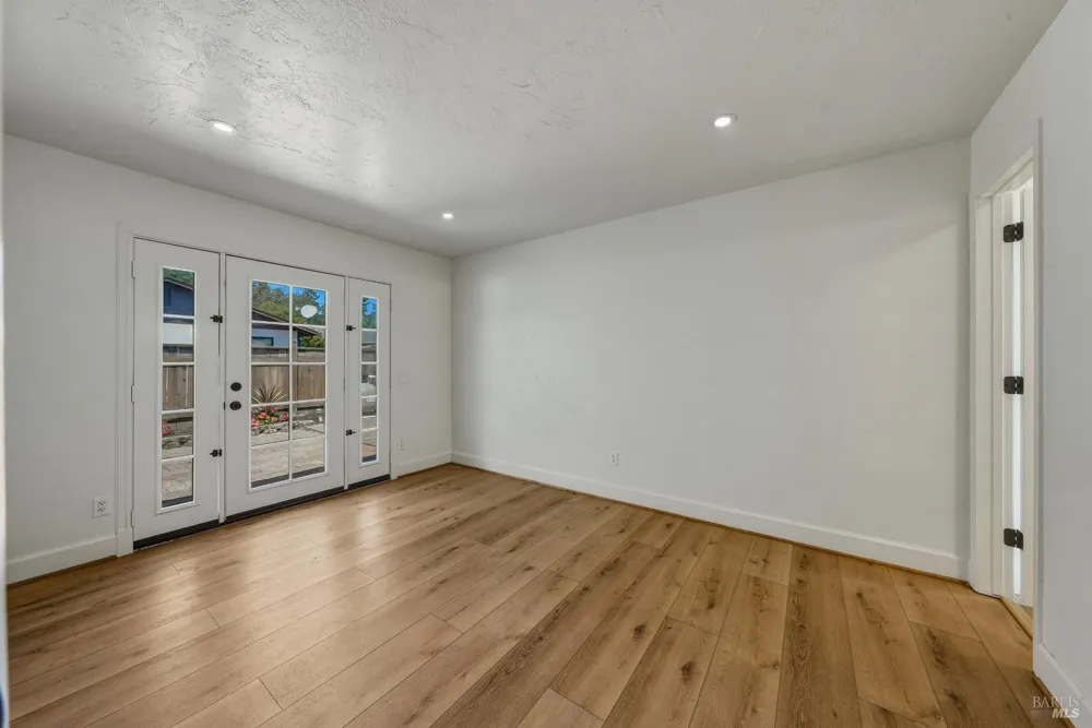 498 Mill Street Willits, CA 95490