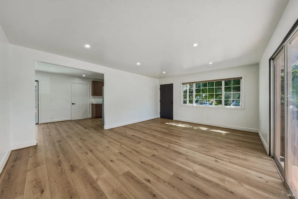 498 Mill Street Willits, CA 95490