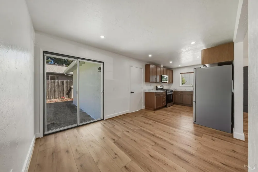498 Mill Street Willits, CA 95490