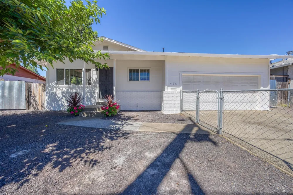 498 Mill Street Willits, CA 95490
