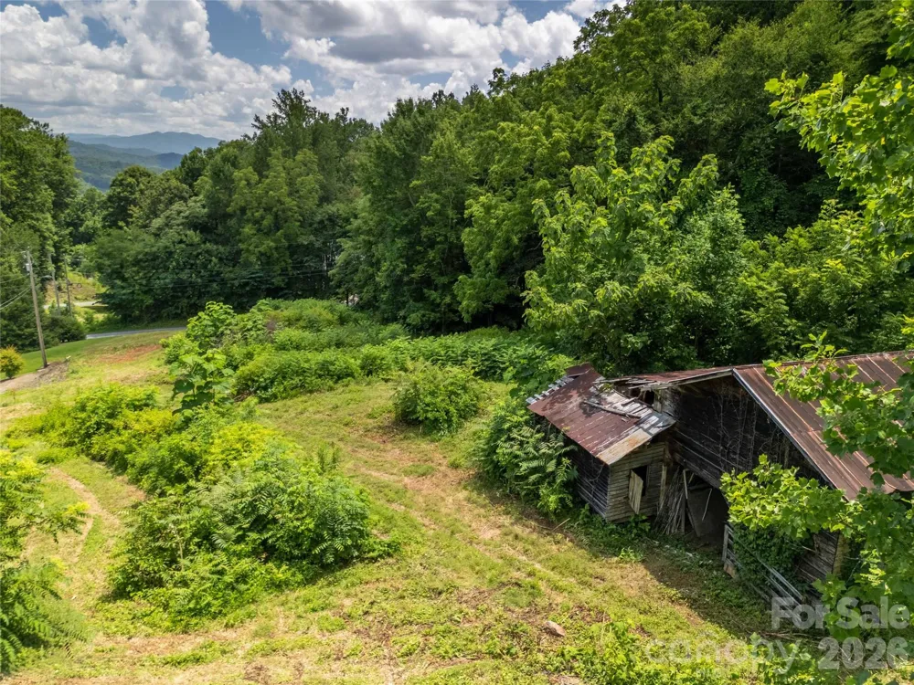 1249 Monteith Branch Road Sylva, NC 28779