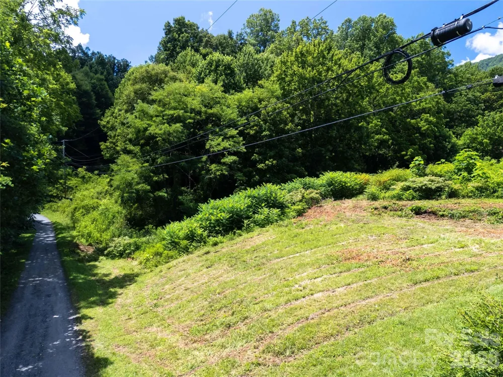 1249 Monteith Branch Road Sylva, NC 28779