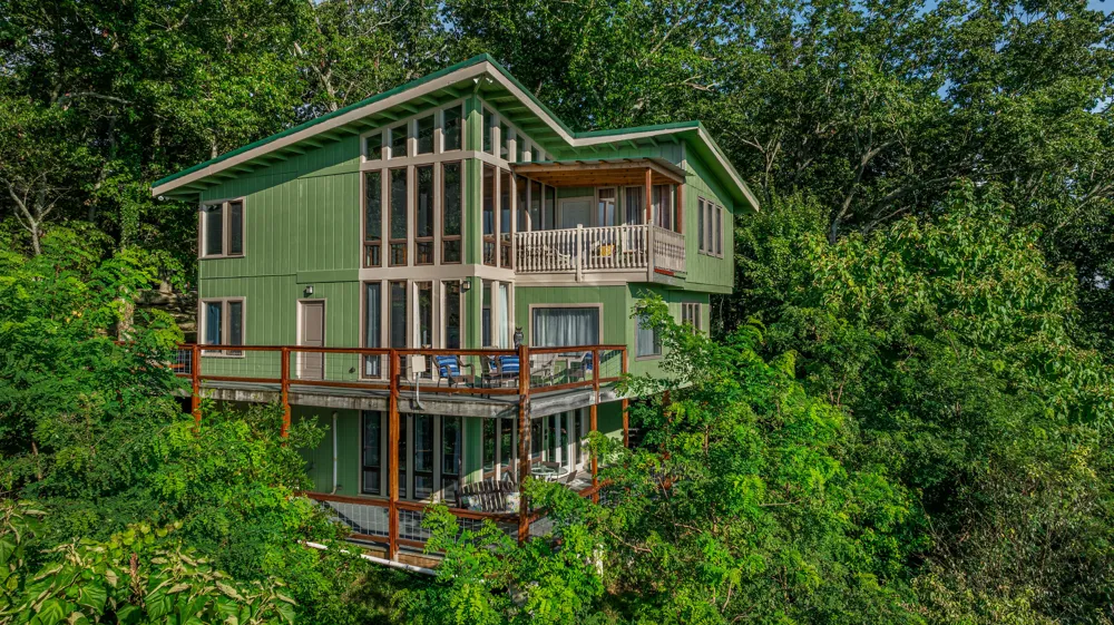 16263 County Road 89 Mentone, AL 35984